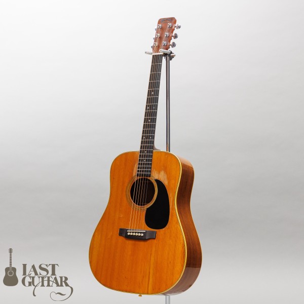 Martin D-28 アコースティックギター