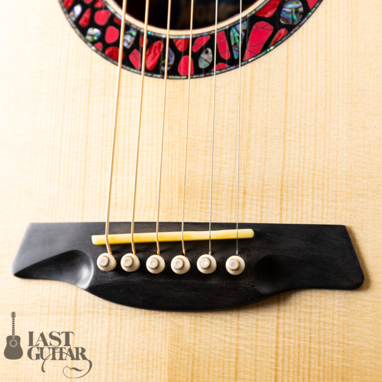 Hozen Guitars Blue Label Deep OM Swiss Moon Spruce Granadillo