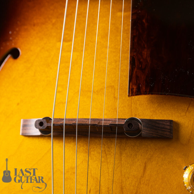 King Snake Muddy Non Cutaway Tobacco Sunburst