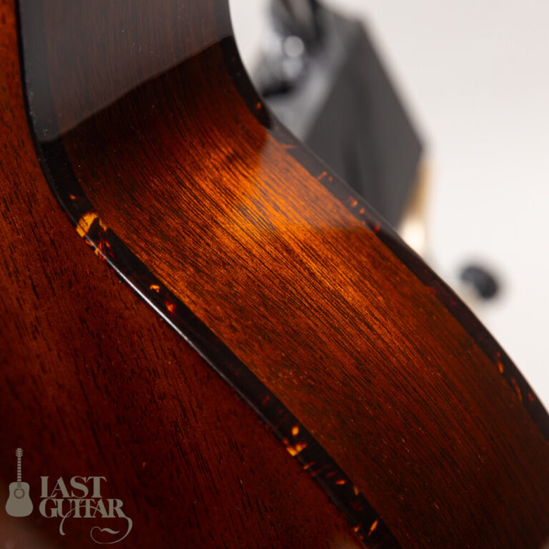 Rozeo Ladybug Mahogany Brown