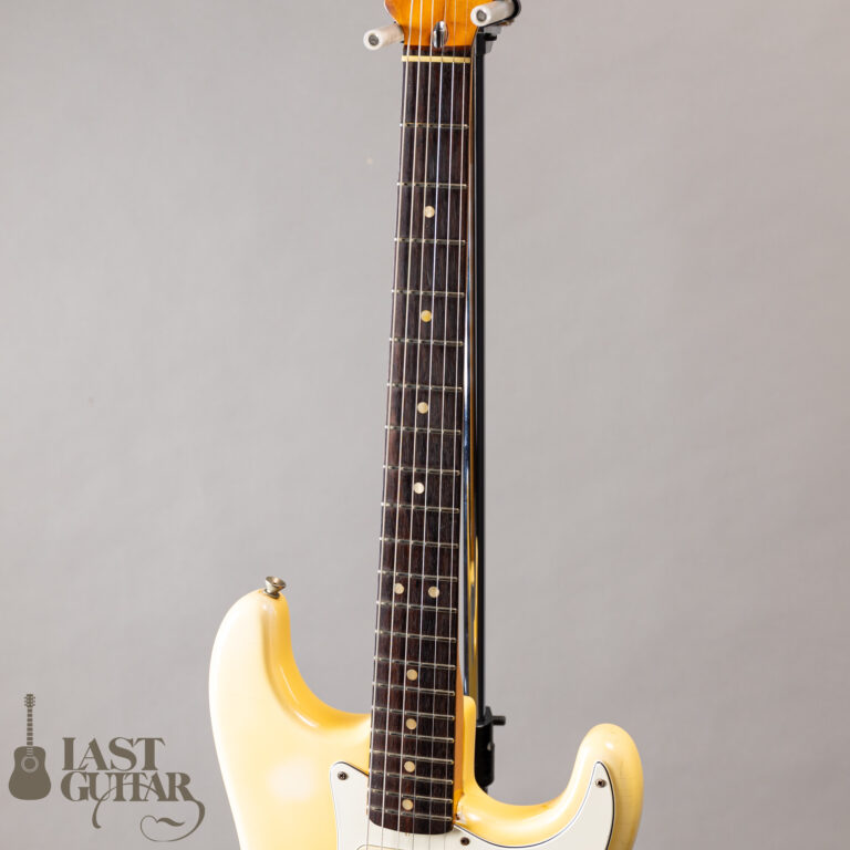 Fender Stratocaster Refinished White 1974