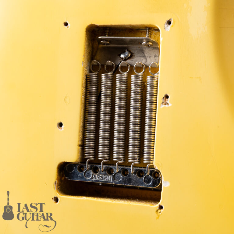 Fender Stratocaster Refinished White 1974