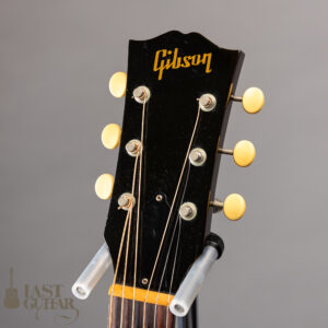 Gibson J-45 2004