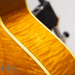 Tacoma AJF28C Archtop